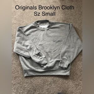 Gray Unisex ORIGINALS BROOKLYN CLOTH Sweatshirt in Size SMALL